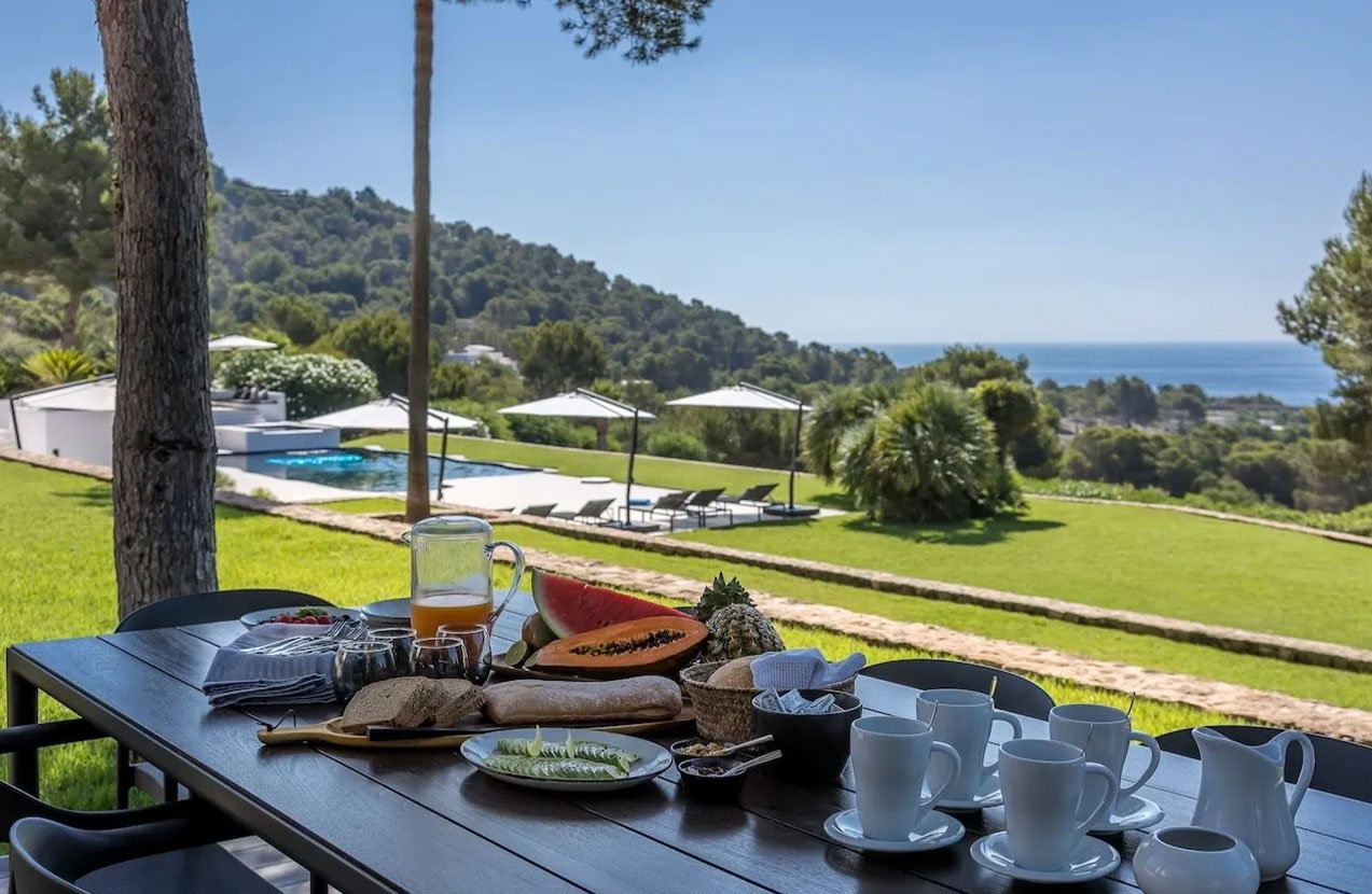 Eco-villa surrounded by nature with a sea view in Ibiza.