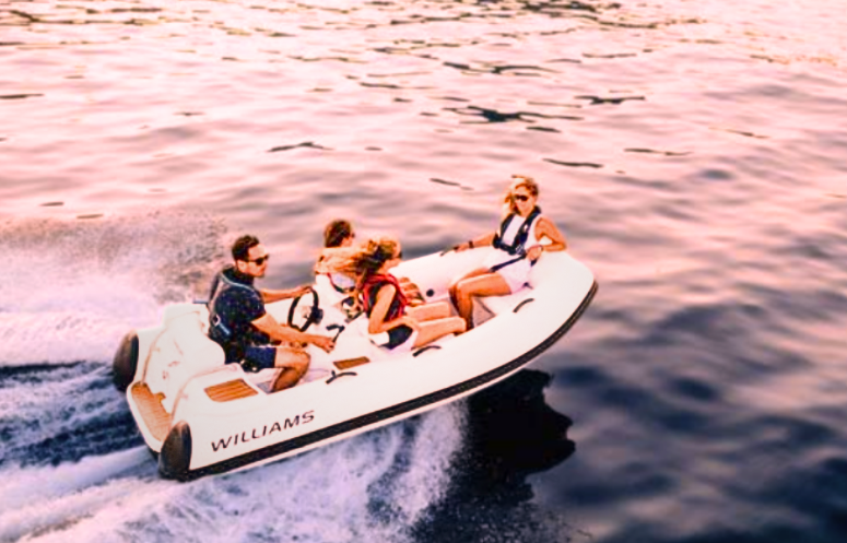 Williams_jet325 ibiza