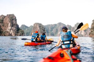 "Kayak safety in Ibiza 2025 – check sea conditions and stay near the coast with guided tours