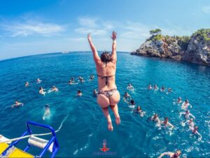 Daytime boat party in Ibiza 