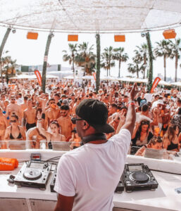 O Beach Ibiza 2025 pool party DJ schedule