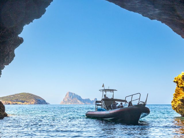 Cueva Es Vedra Ibiza