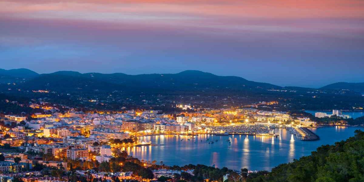 What to do IIbiza in August