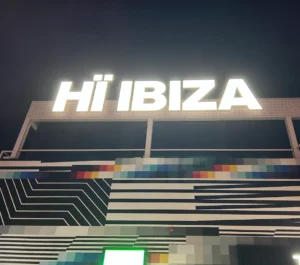 "VIP area with bottle service and exclusive views at Hï Ibiza
